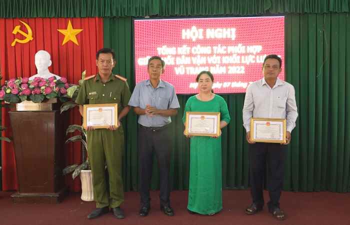 Mỹ Tú thực hiện hiệu quả 17 mô hình phòng, chống tội phạm, bảo đảm an ninh trật tự